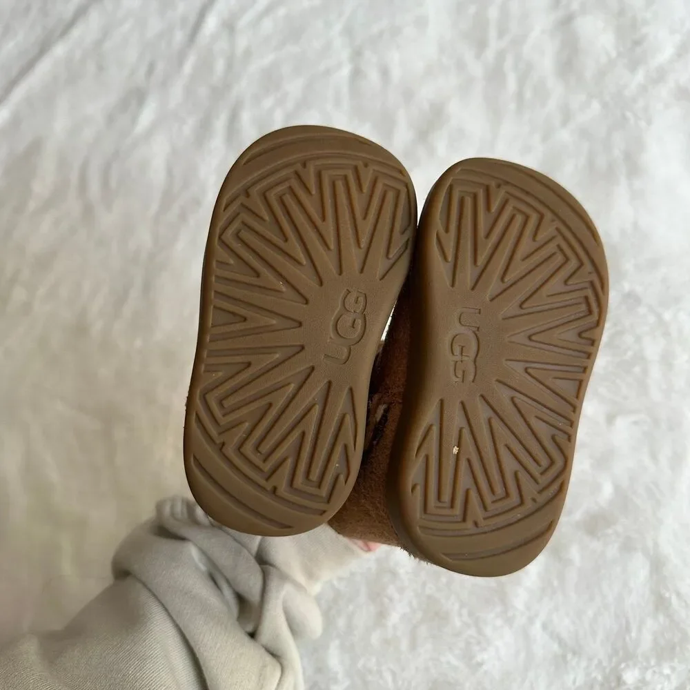 Ugg Boots Toddler Size 4/5